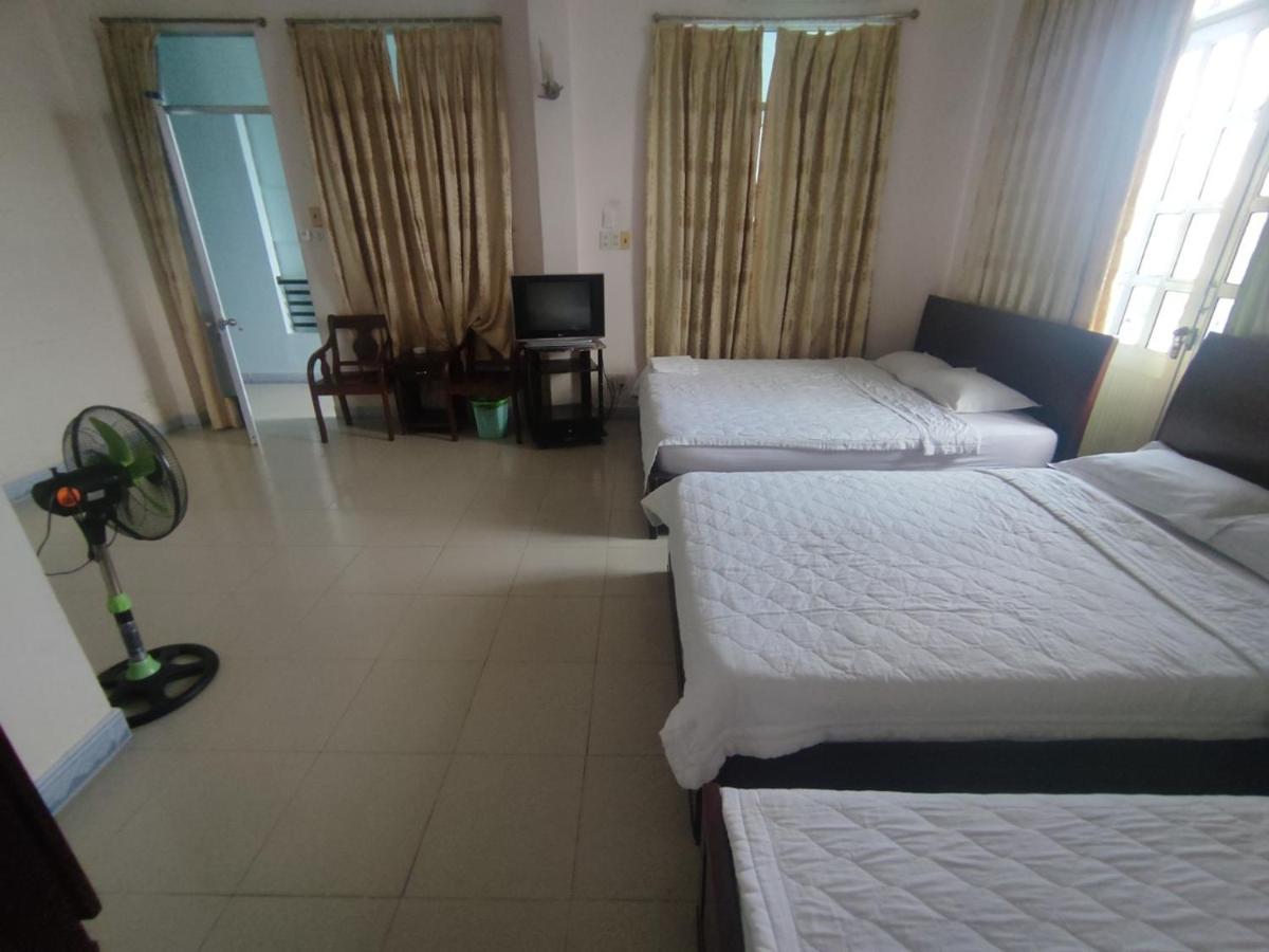 Hotel Khach San Phu Phuong Nha Trang Exteriér fotografie